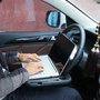 Imagen de BANDEJA/ESCRITORIO PARA AUTOS C/ENGANCHE EN EL VOLANTE